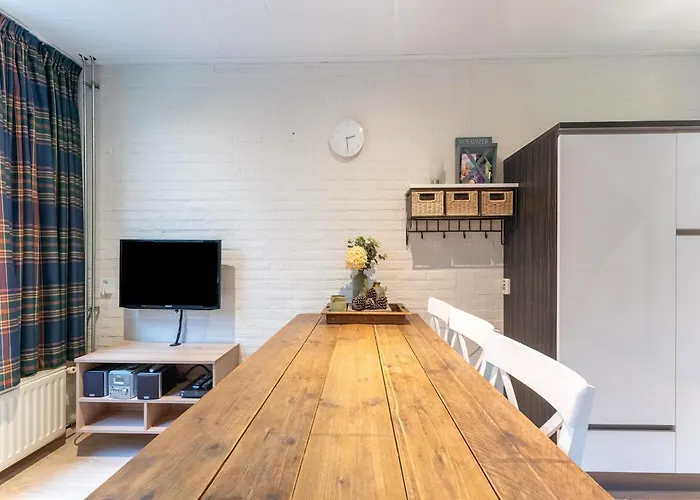 Woodland W Bbq Holiday home